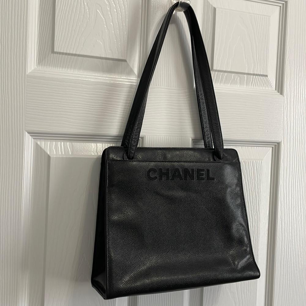 CHANEL Caviar Embroidered Logo Shoulder Bag - Picture 4 of 16